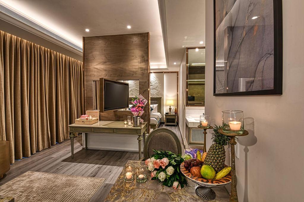 The Cabbana Resort & Spa Phagwāra Екстериор снимка