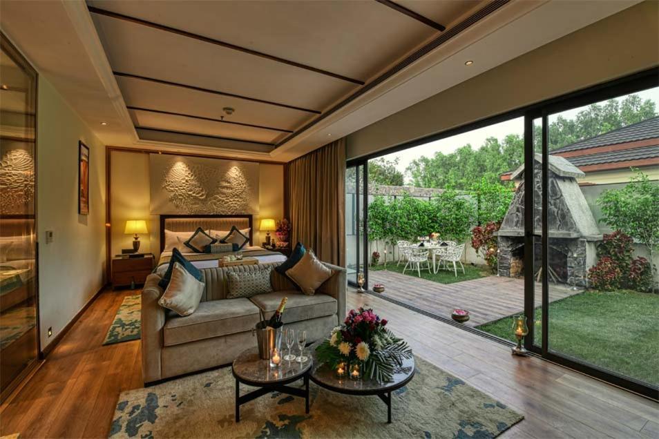 The Cabbana Resort & Spa Phagwāra Екстериор снимка